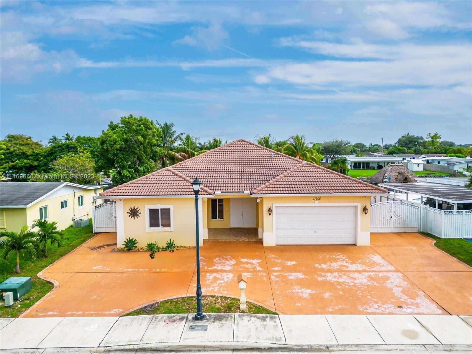 Nw 87th Ave, Hialeah, FL 33015