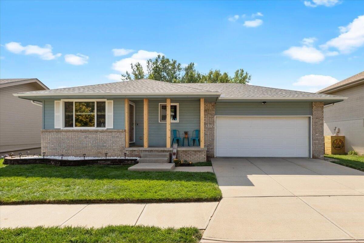 Happy Hollow Blvd, Council Bluffs, IA 51503