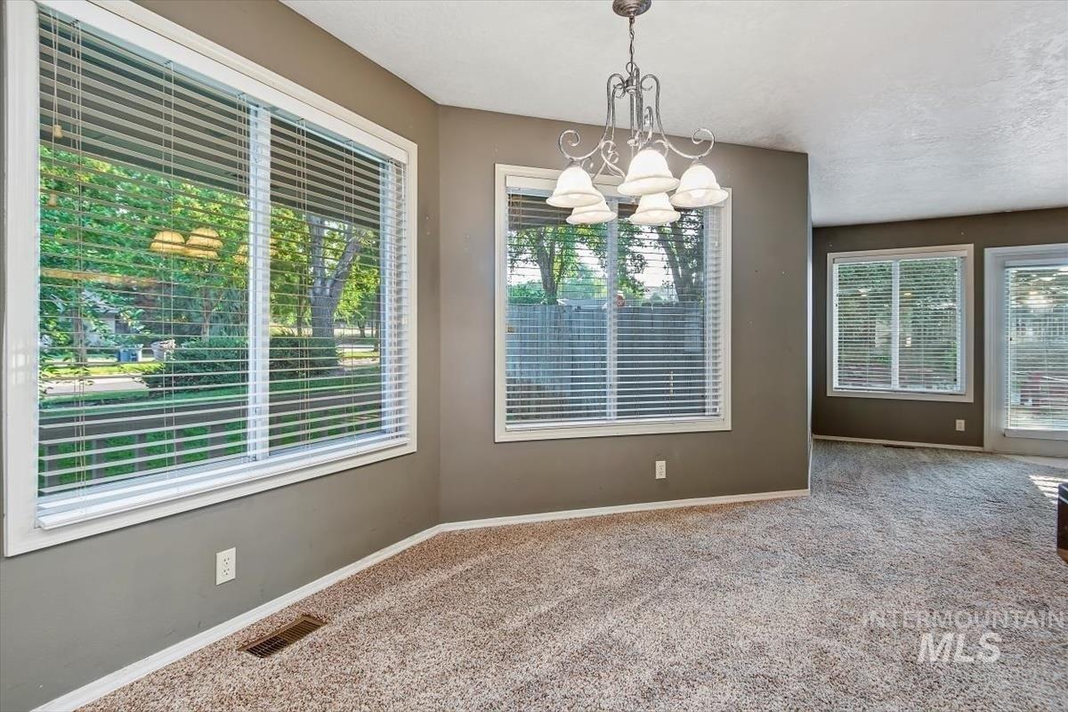 N Crewe Ave, Boise, ID 83714