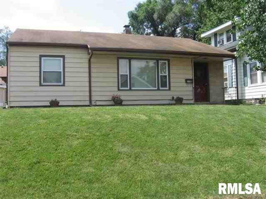 18 1/2 Ave, Rock Island, IL 61201
