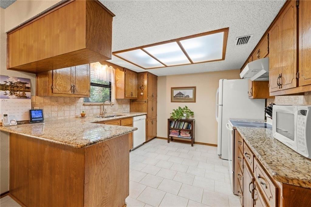 Dunman Dr, Georgetown, TX 78628