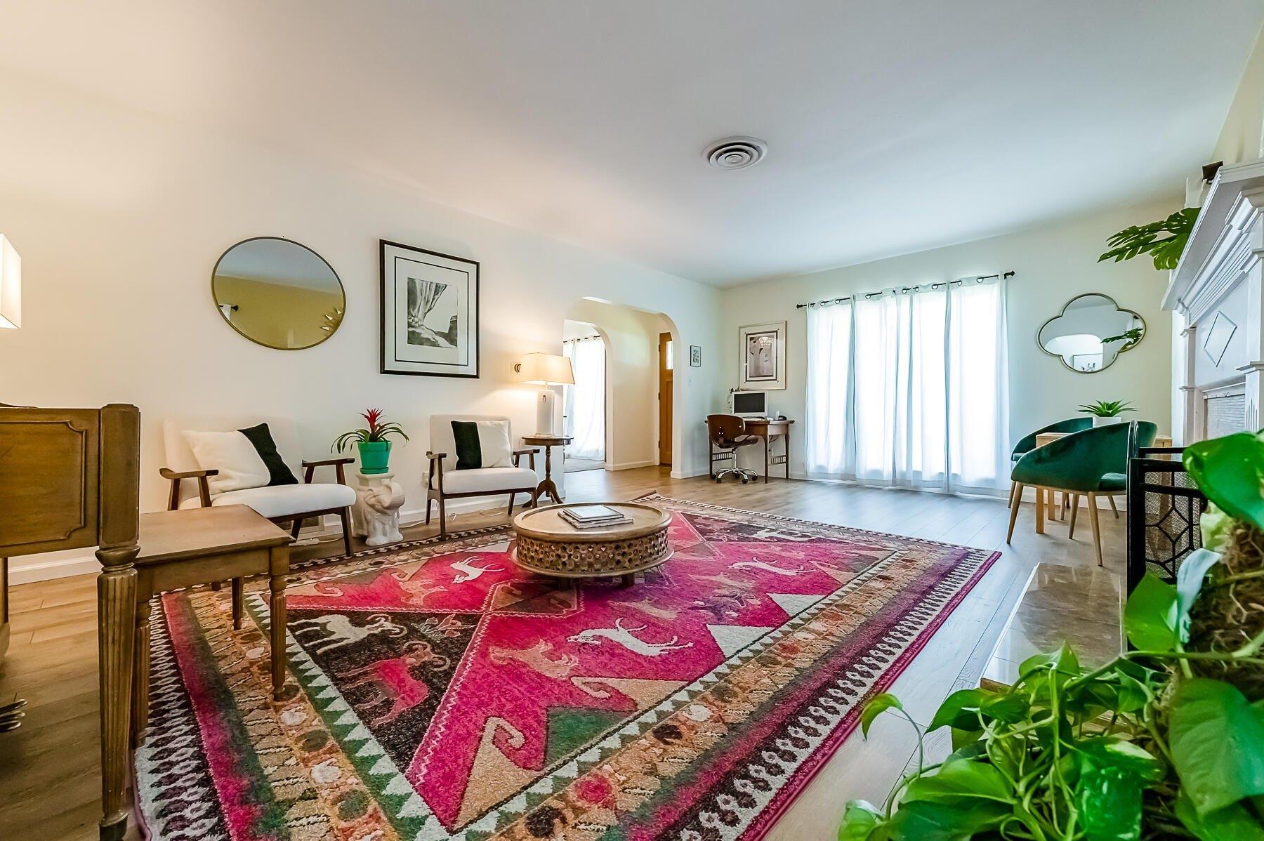 S Linda Vista St, Visalia, CA 93277