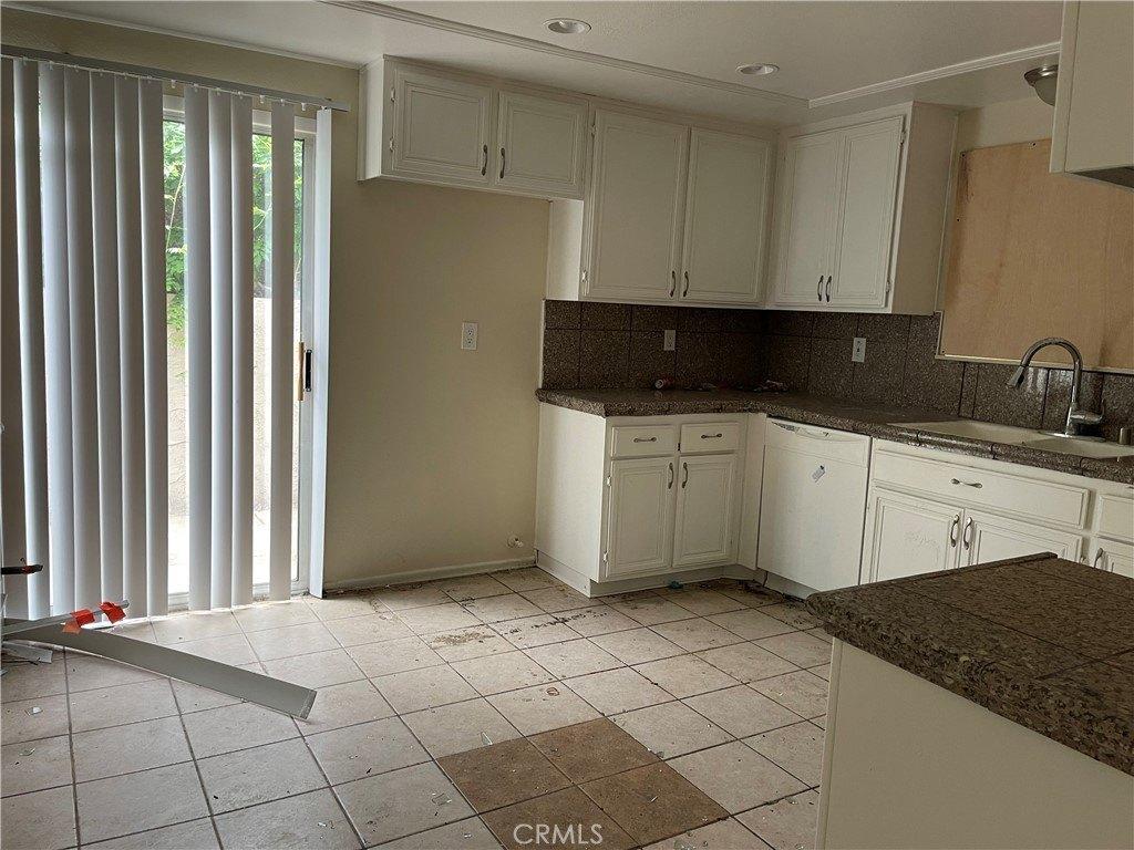 Camellia St, Lancaster, CA 93535