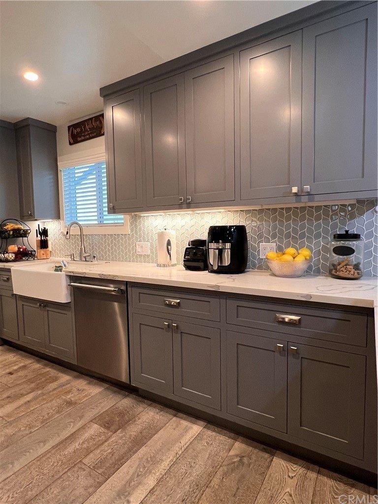 Cranbrook Ave, Hawthorne, CA 90250