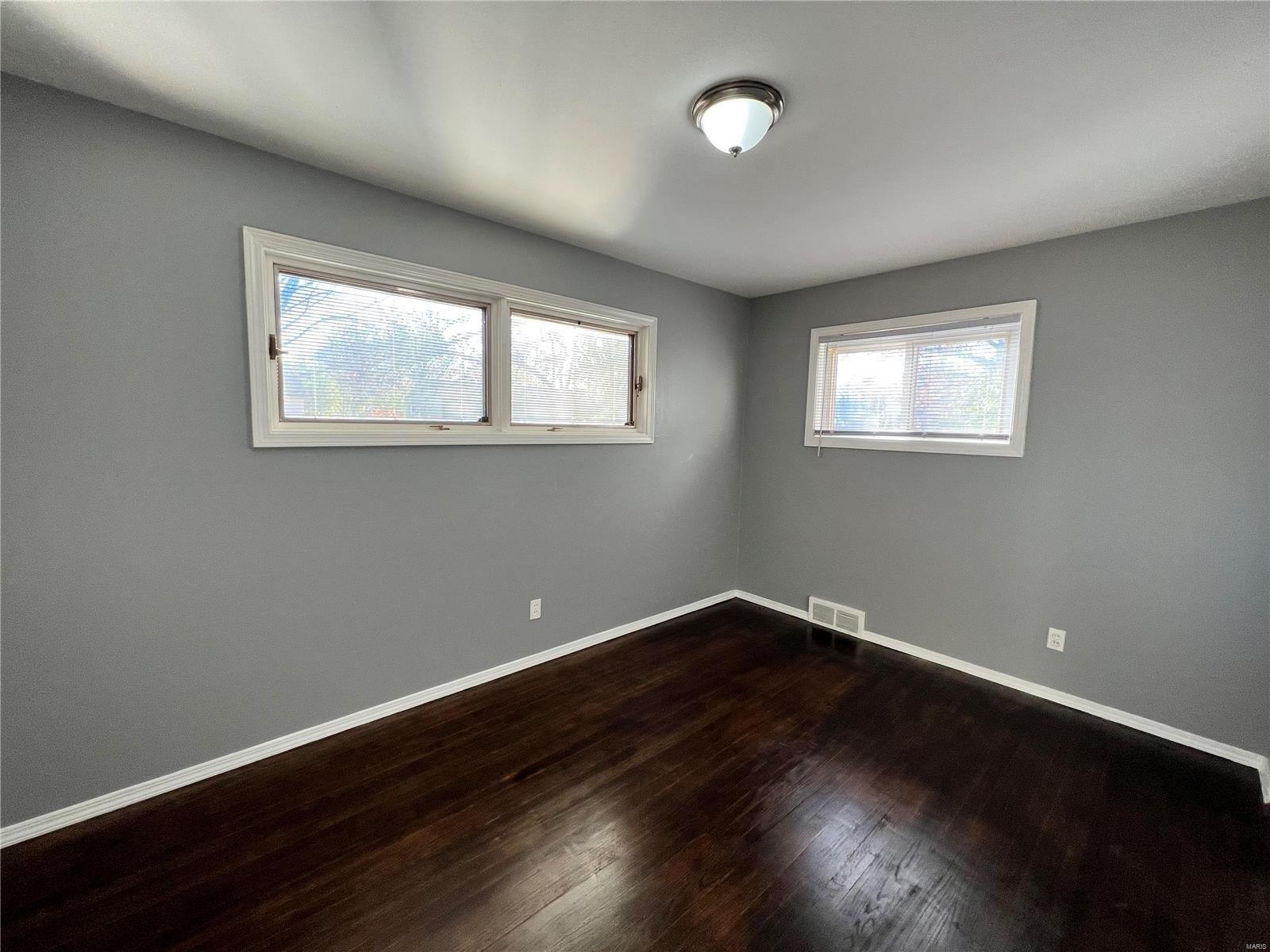 Criterion Ave, Saint Louis, MO 63138