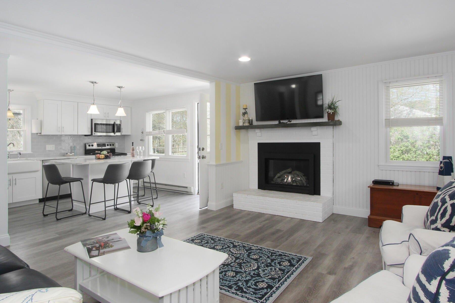 Snow Rd, Brewster, MA 02631