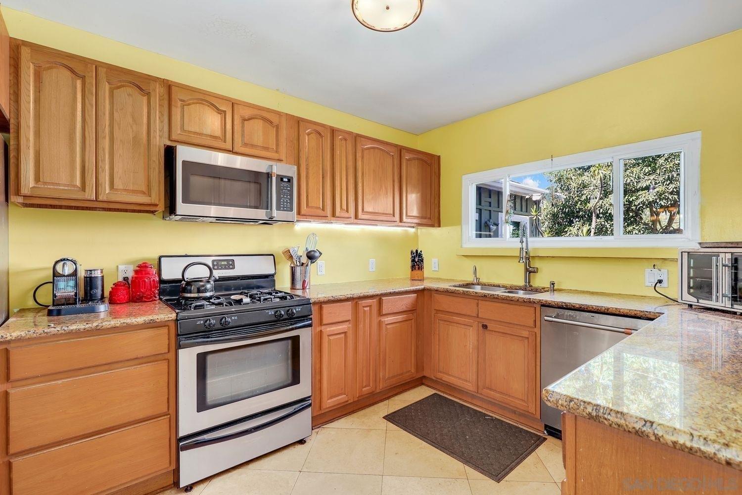 Lado De Loma Dr, Vista, CA 92083