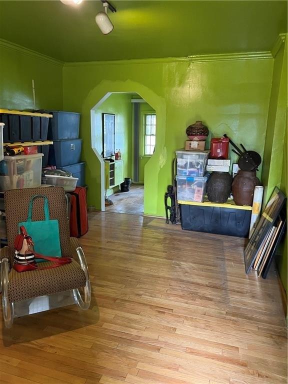 E 43rd St, Brooklyn, NY 11210