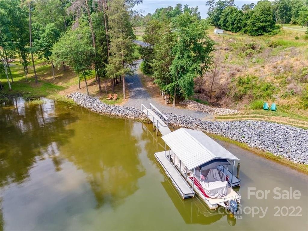 Cooks Cove Rdg, Lake Wylie, SC 29710