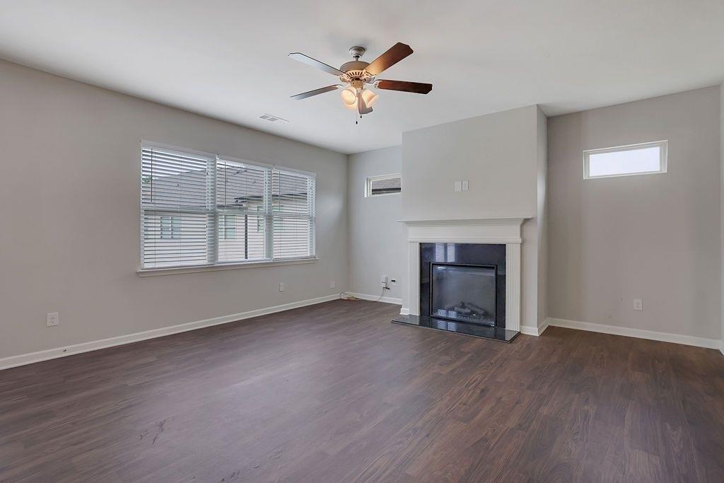 Cedar Glade Ln, Buford, GA 30519