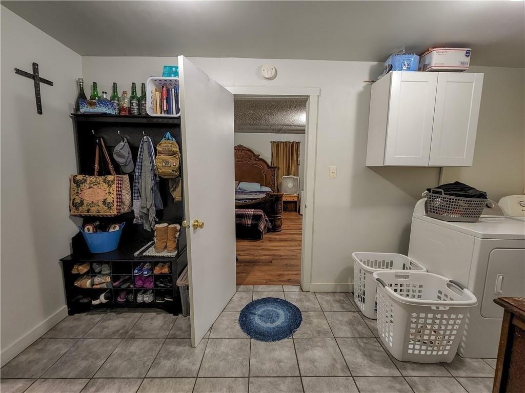 W Locust St, Tecumseh, OK 74873