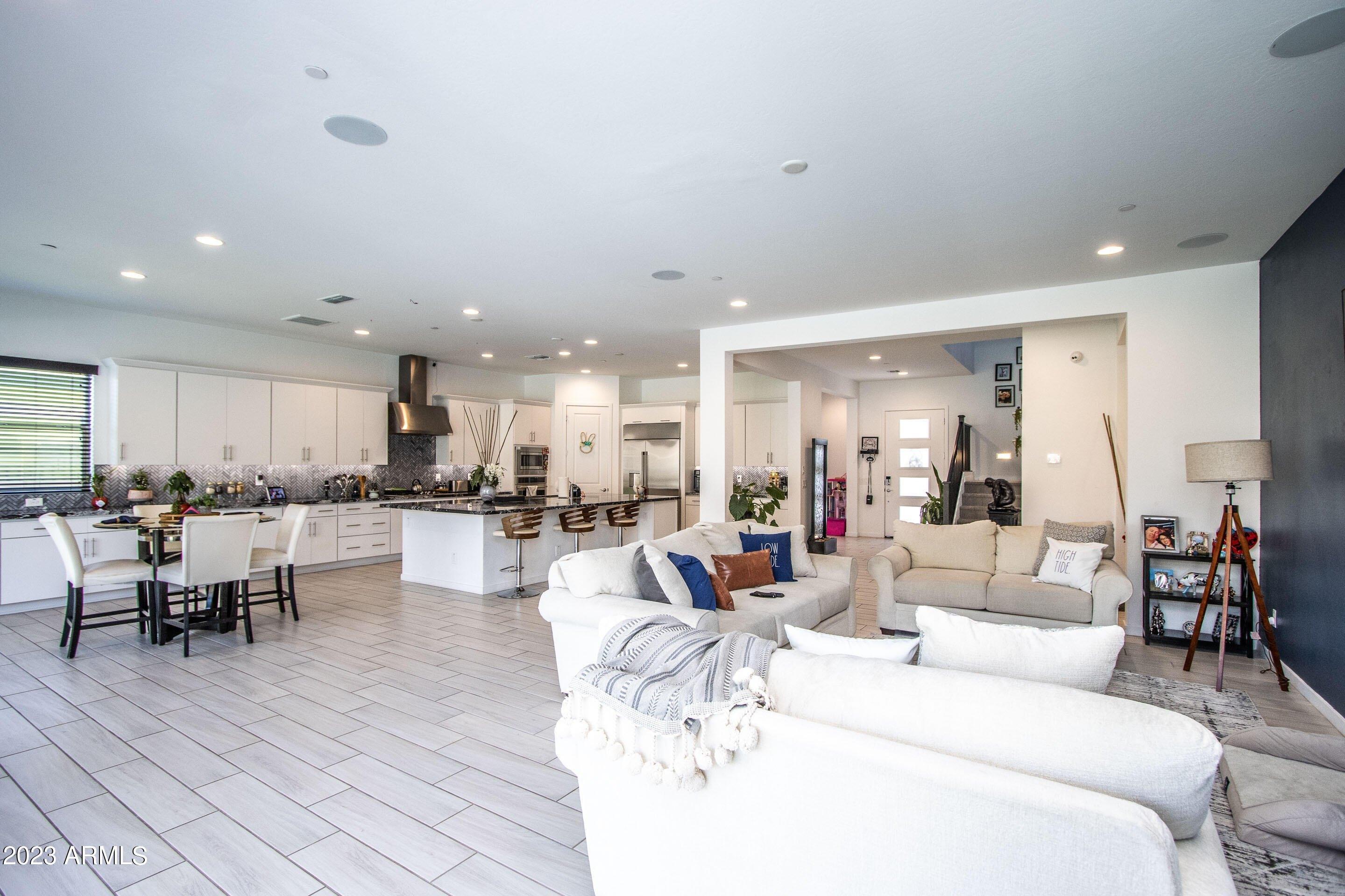 E Villa Linda Dr, Phoenix, AZ 85024