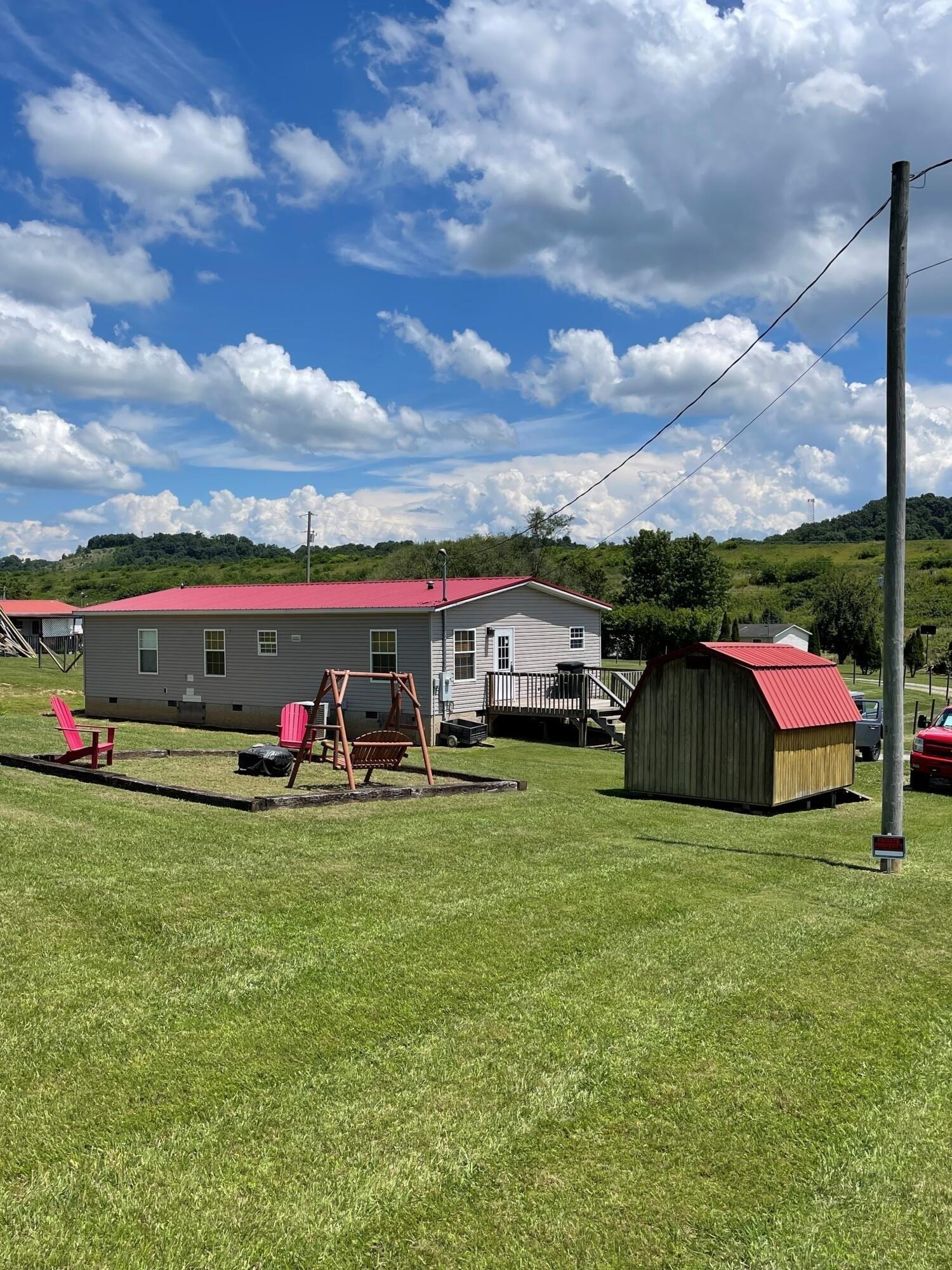 Clay Way, Greeneville, TN 37745