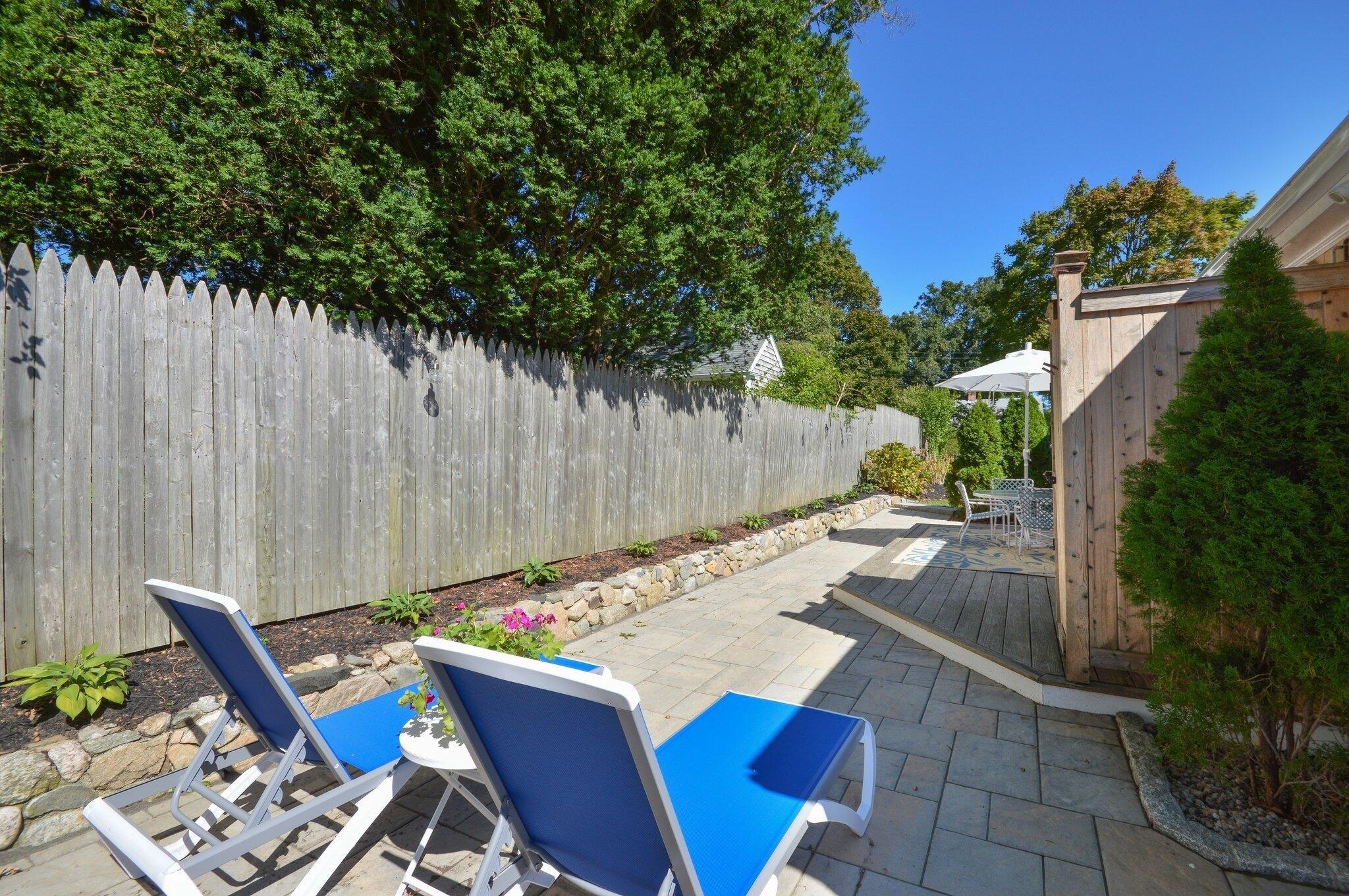 Amvets Ave, Falmouth, MA 02540