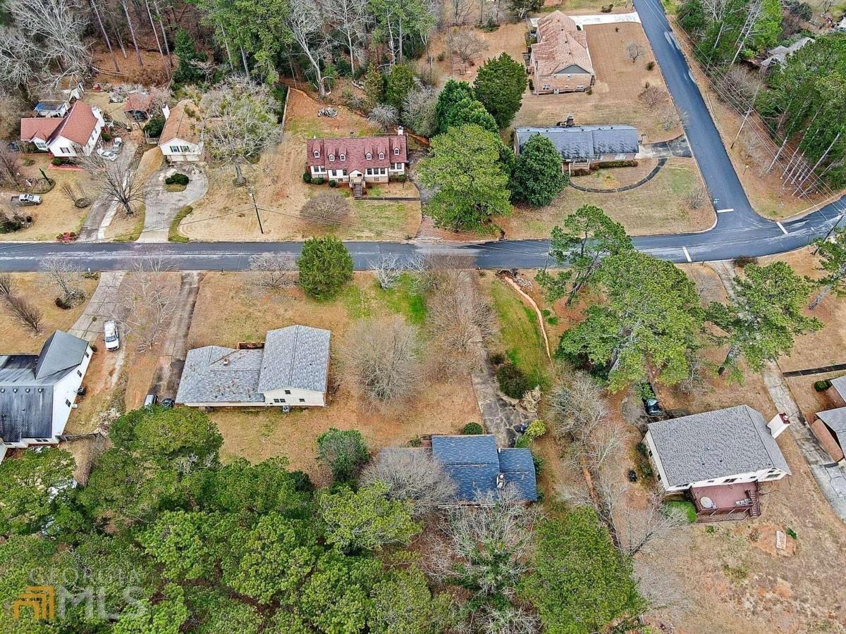 Fieldstone Dr Se, Conyers, GA 30013