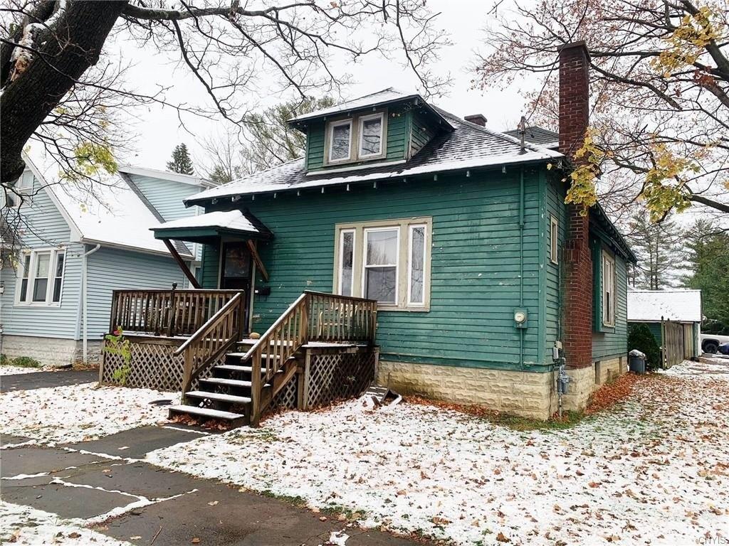 Mathews Ave, Utica, NY 13502