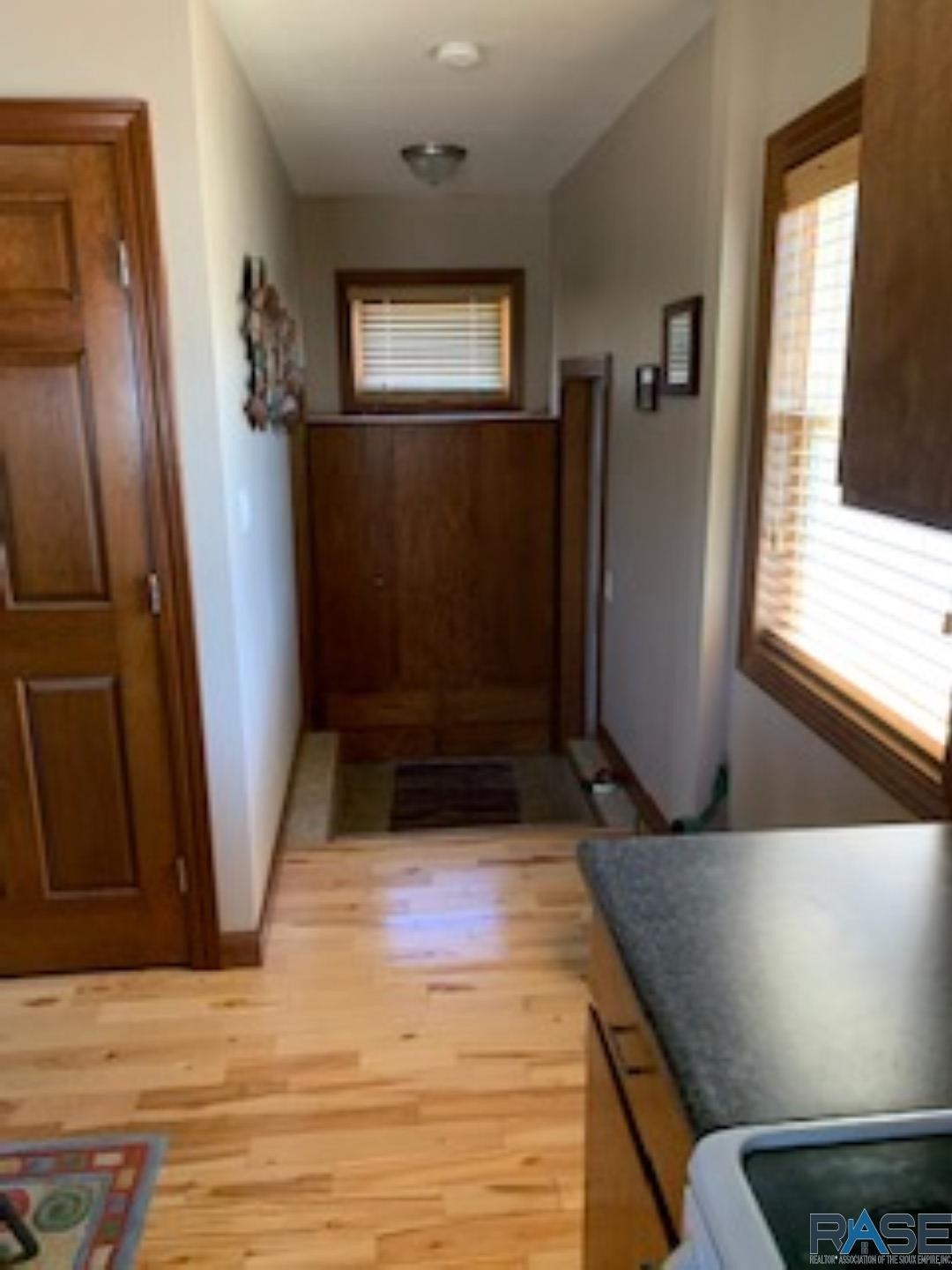 Nidaros Ave, Baltic, SD 57003