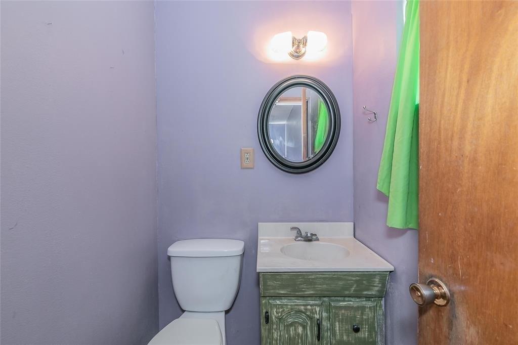 Shipp Dr, Fort Worth, TX 76148