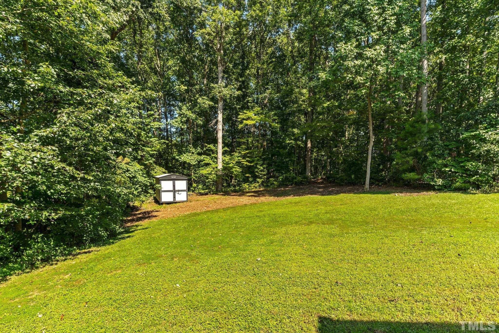 Brady Dr, Clayton, NC 27520