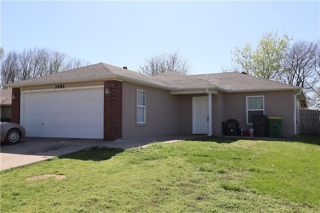 Tumbleweed Dr, Springdale, AR 72764