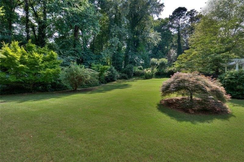 Brackenridge Trl Nw, Kennesaw, GA 30152