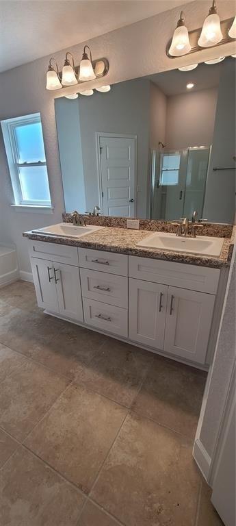 Tropical Violet Way, Wimauma, FL 33598