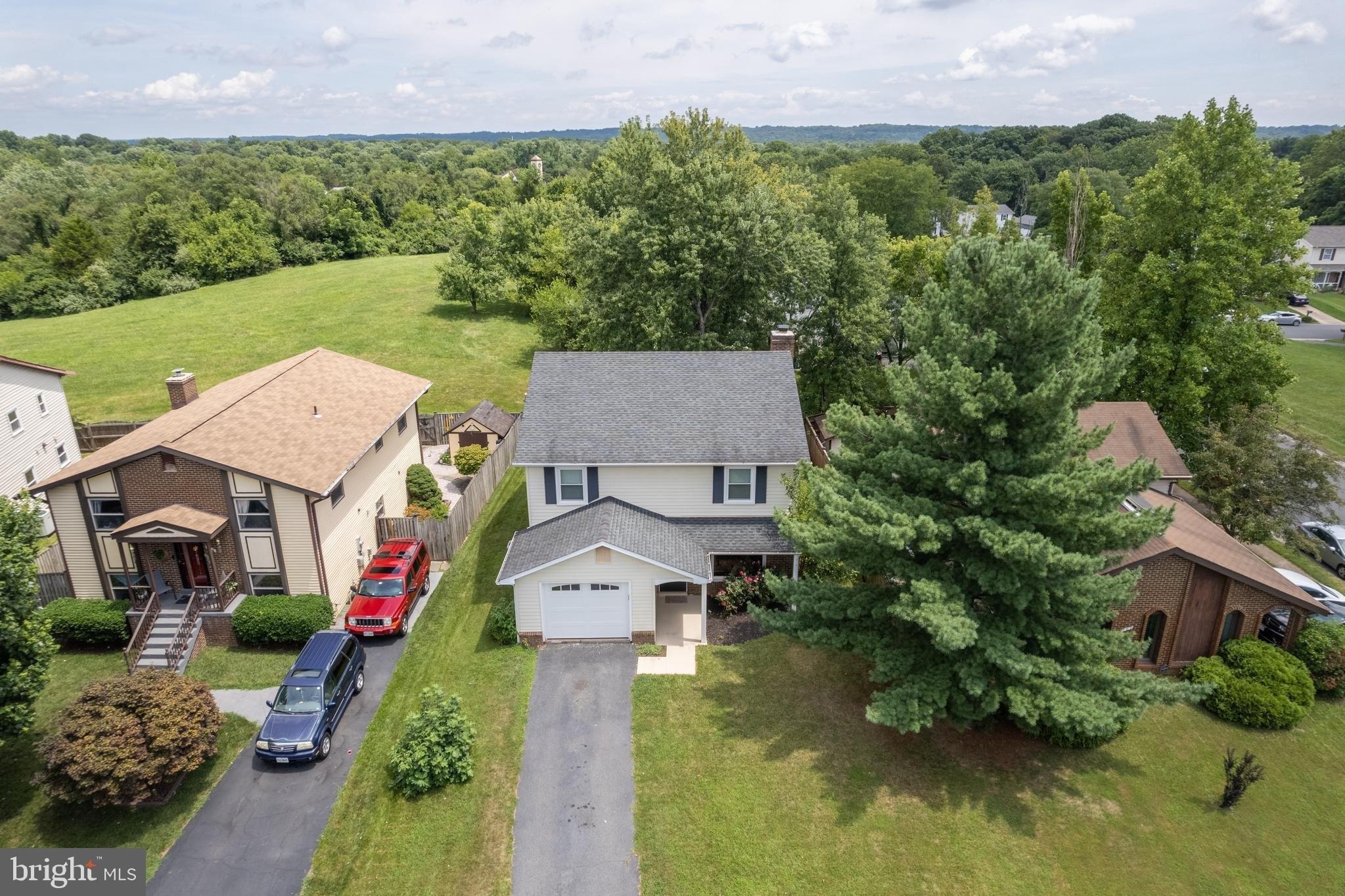 Sexton Ct, Sterling, VA 20164