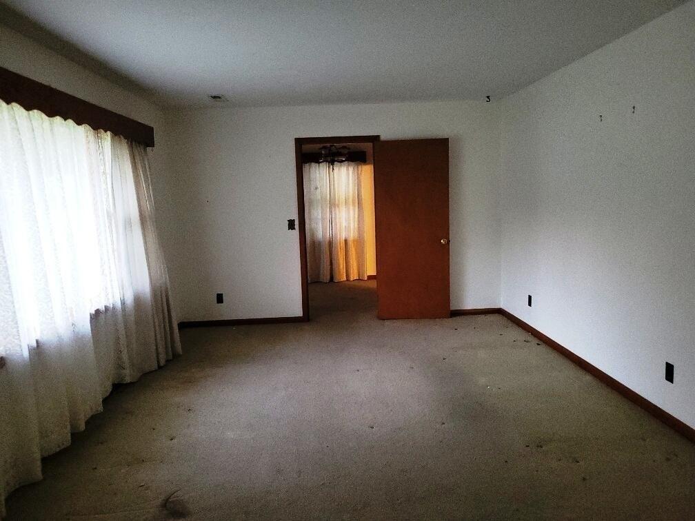 Jackson Ter, Johnson City, TN 37604