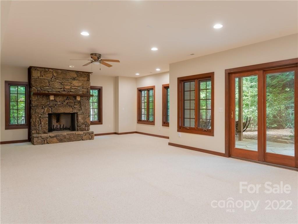 Kells Blue Ct, Biltmore Lake, NC 28715