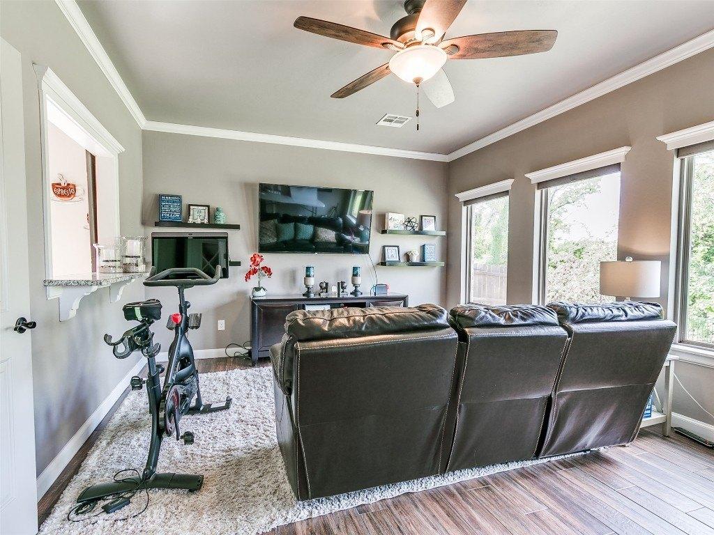 Rambling Creek Dr, Edmond, OK 73012