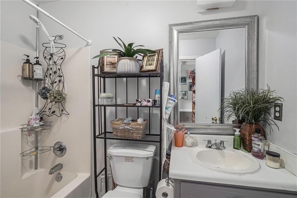 Natasha Dr, Auburn, GA 30011