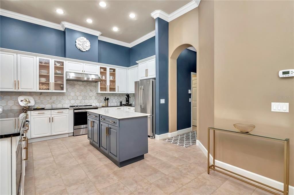 Lake Vienna Dr, Land O Lakes, FL 34638