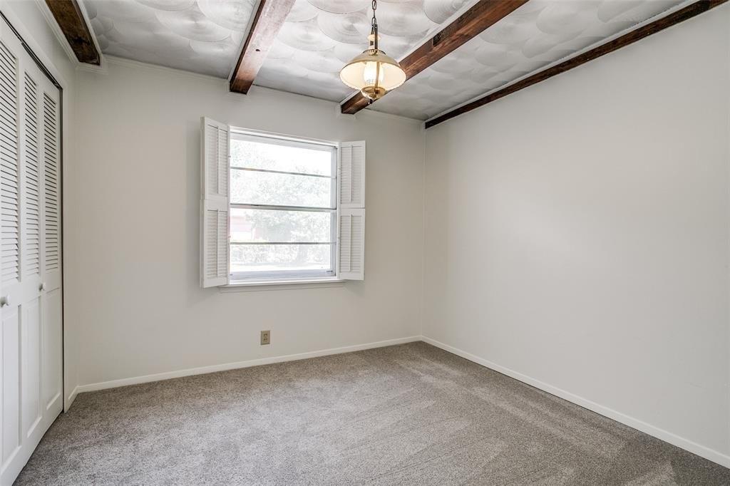 Darlene St, Dallas, TX 75232