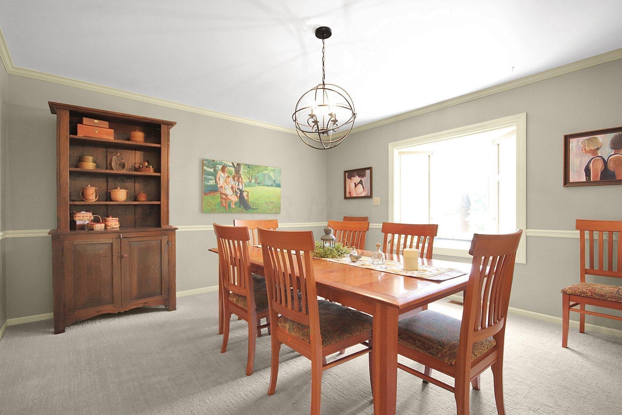 Sycamore Dr, Circleville, OH 43113