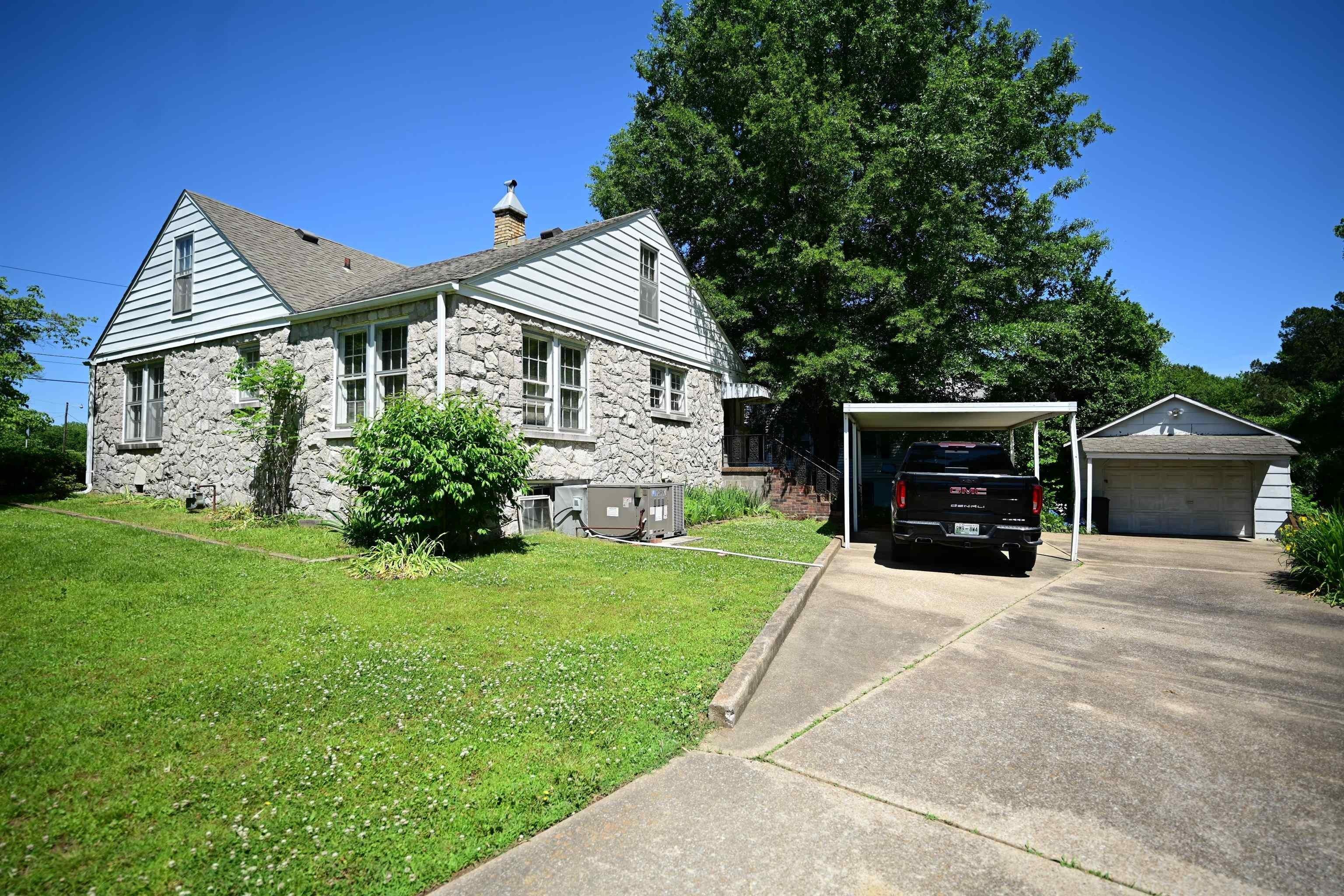 Summers Dr, Dyersburg, TN 38024