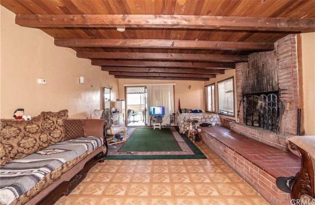 Pioneer Blvd, Whittier, CA 90606