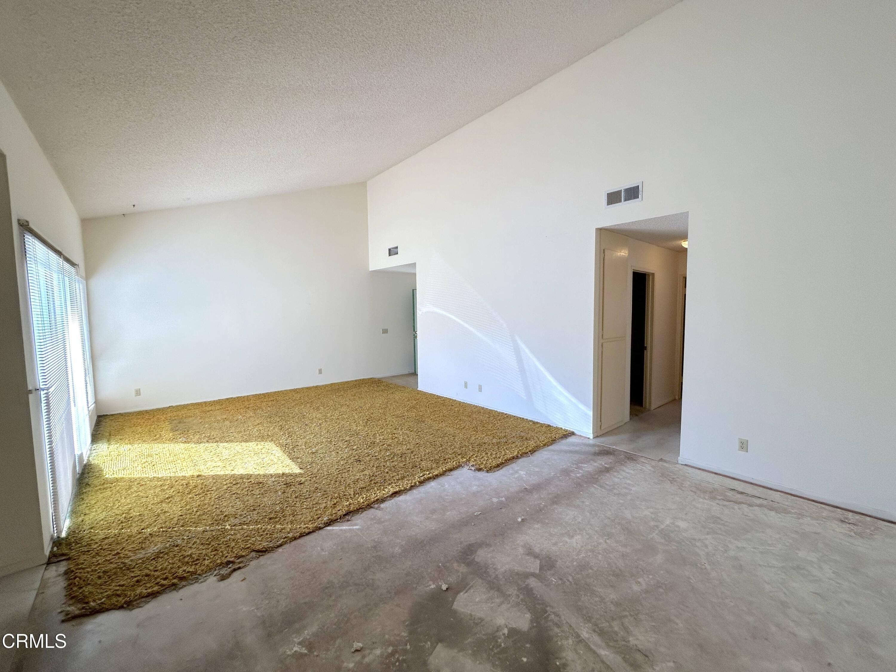 Norma St, Oxnard, CA 93036
