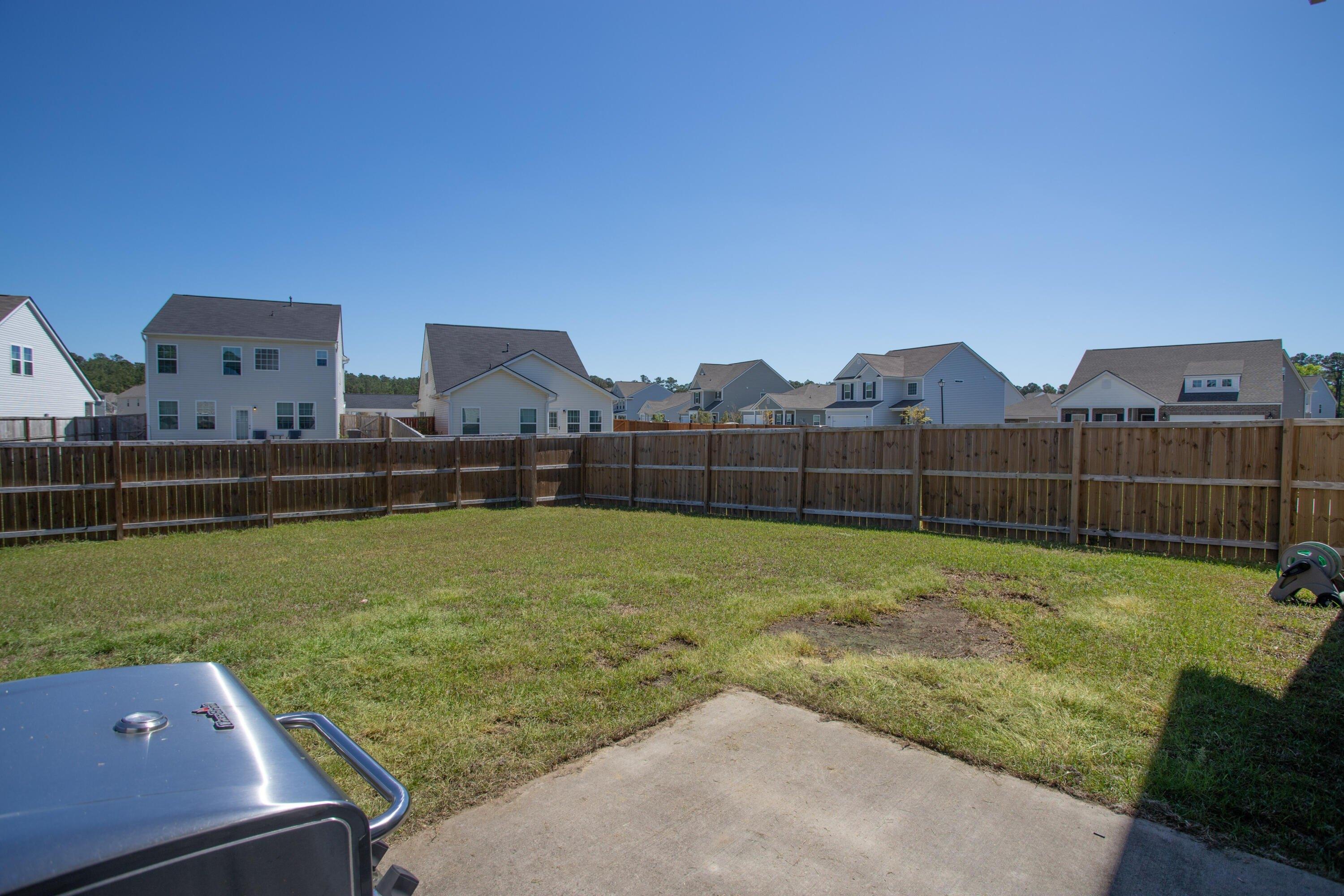 Daniels Creek Cir, Goose Creek, SC 29445