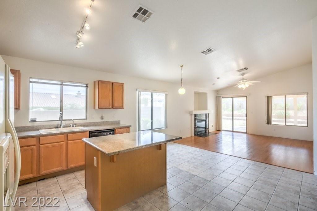 Madison Taylor Pl, Las Vegas, NV 89144