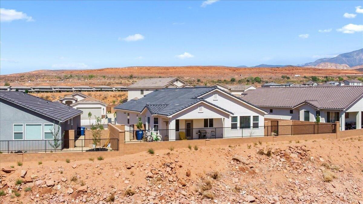 N Pleasant Valley Ln, Washington, UT 84780