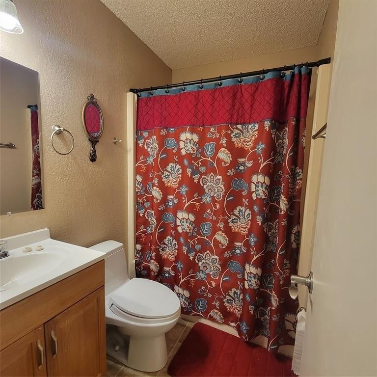 Candlestick Dr, Graham, TX 76450