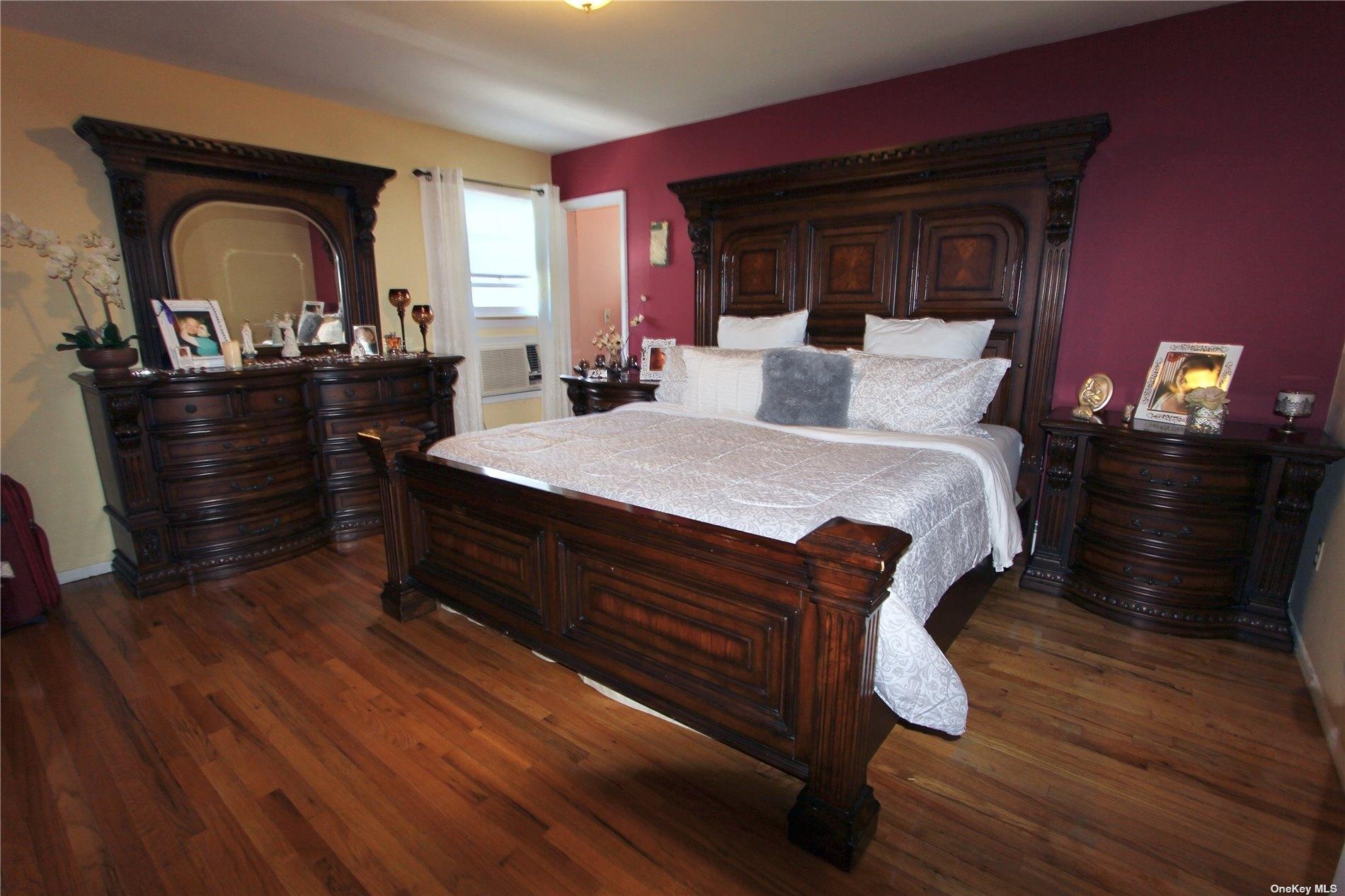 Wyoming Ave, Lynbrook, NY 11563