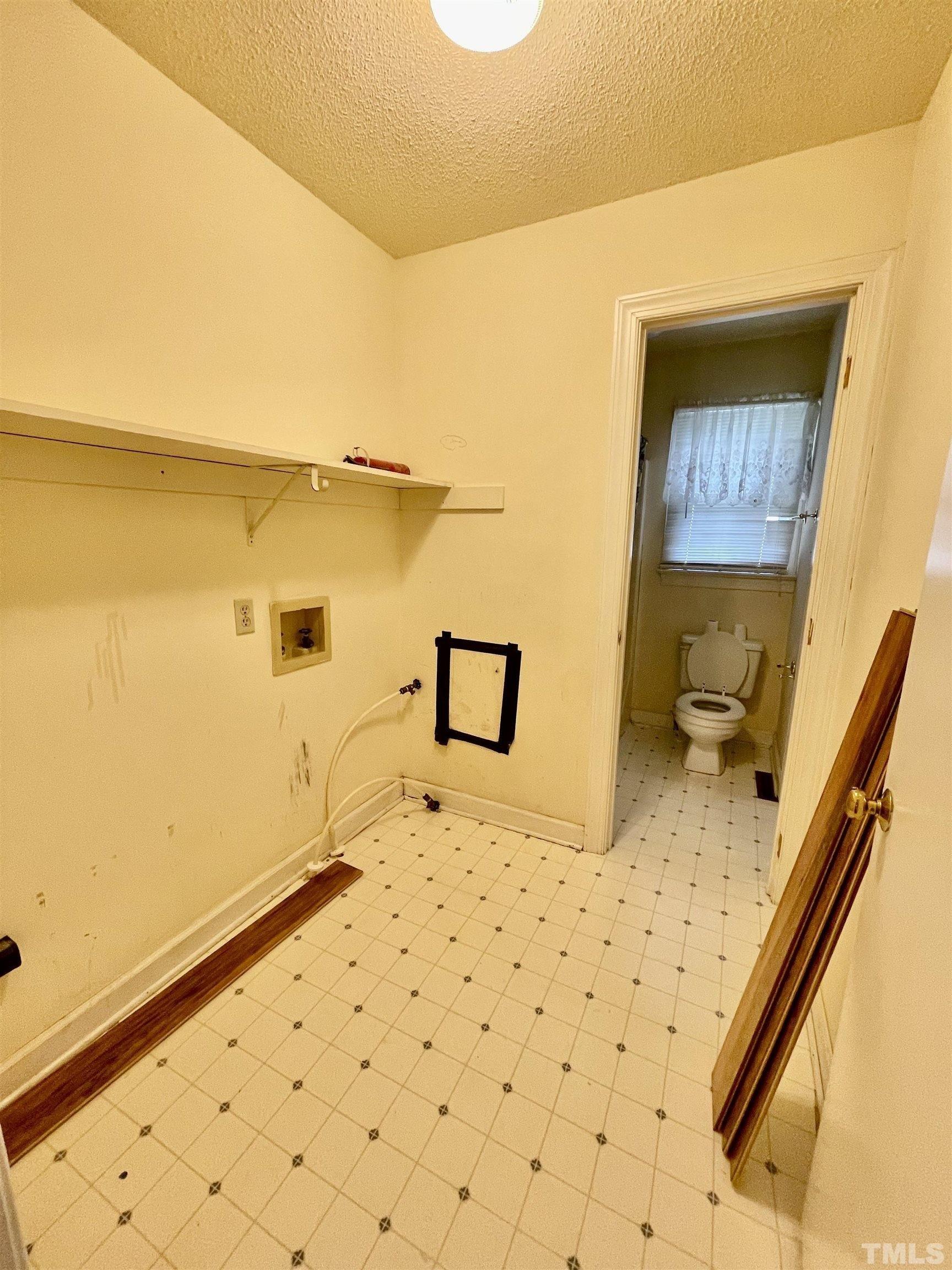Simms Rd, Bailey, NC 27807