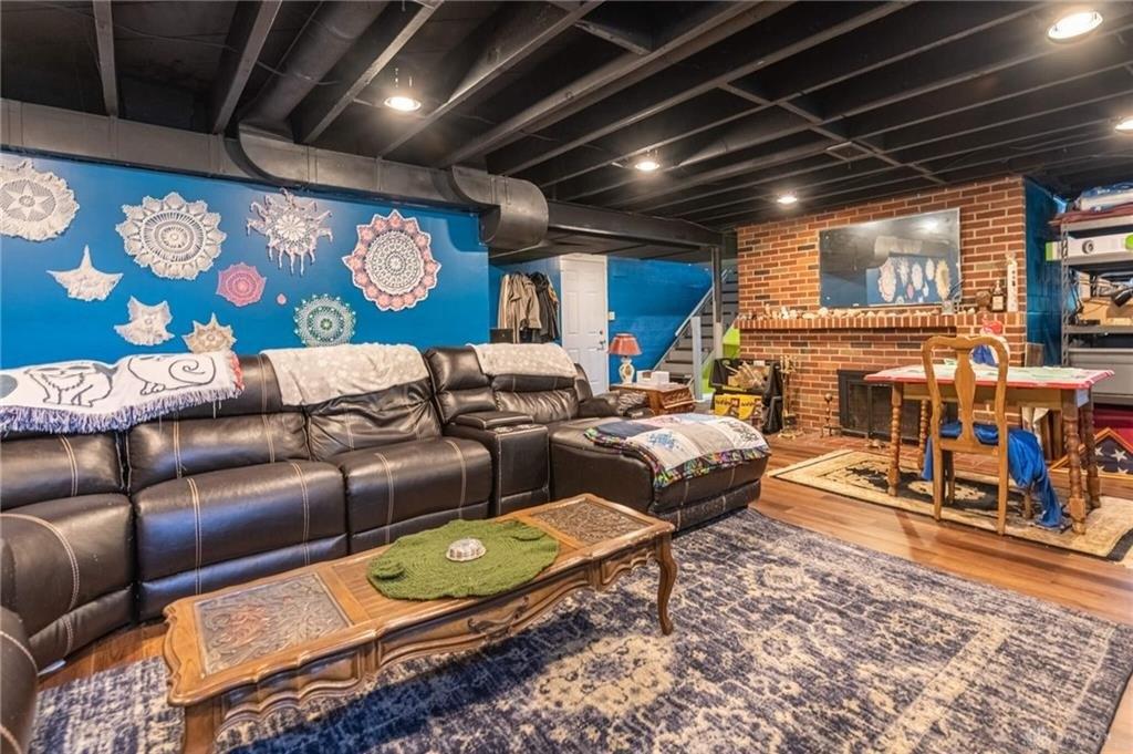 Locust Hill Dr, Englewood, OH 45322