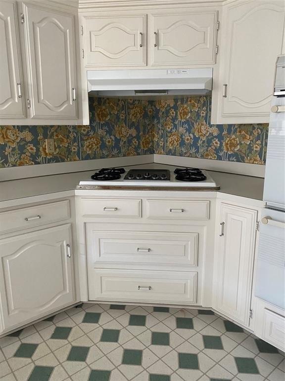 Claybrook Dr, Dallas, TX 75231