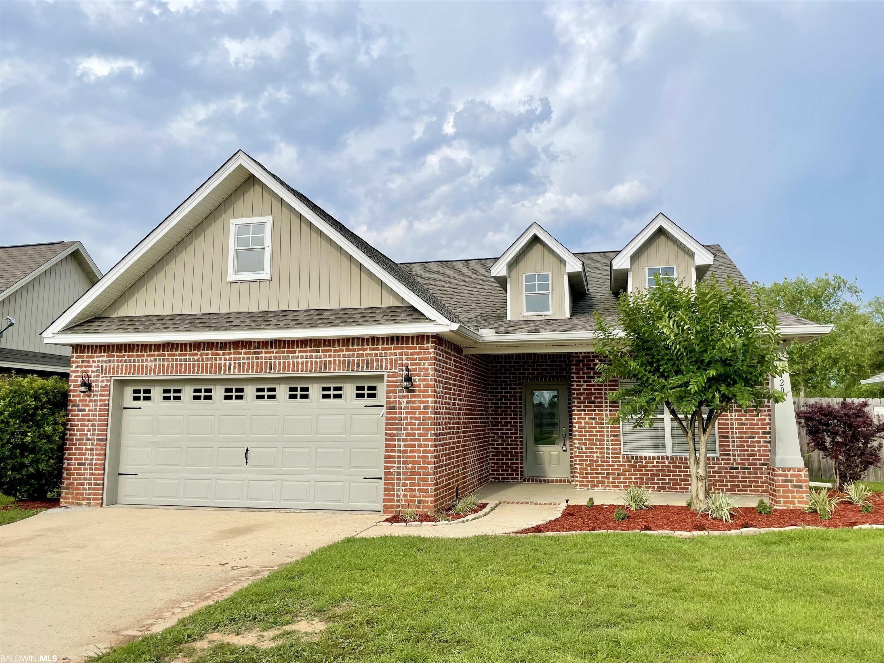 Crown Walk Dr, Foley, AL 36535