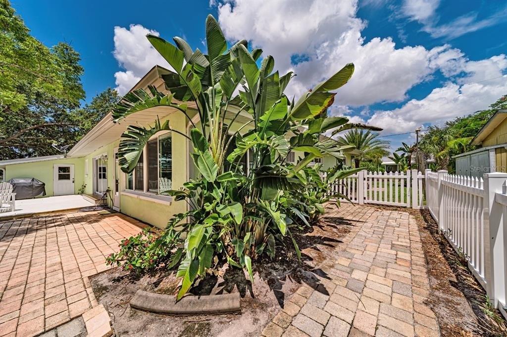 Daytona Dr, Punta Gorda, FL 33983
