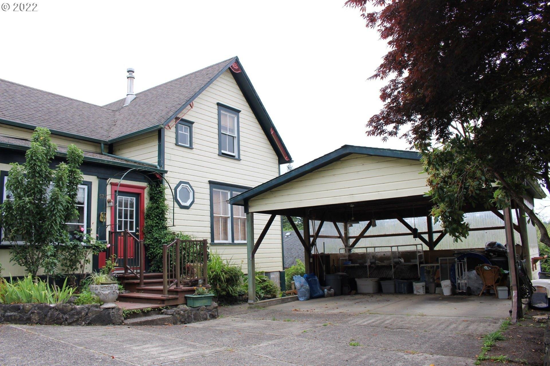 S 12th St, Coos Bay, OR 97420