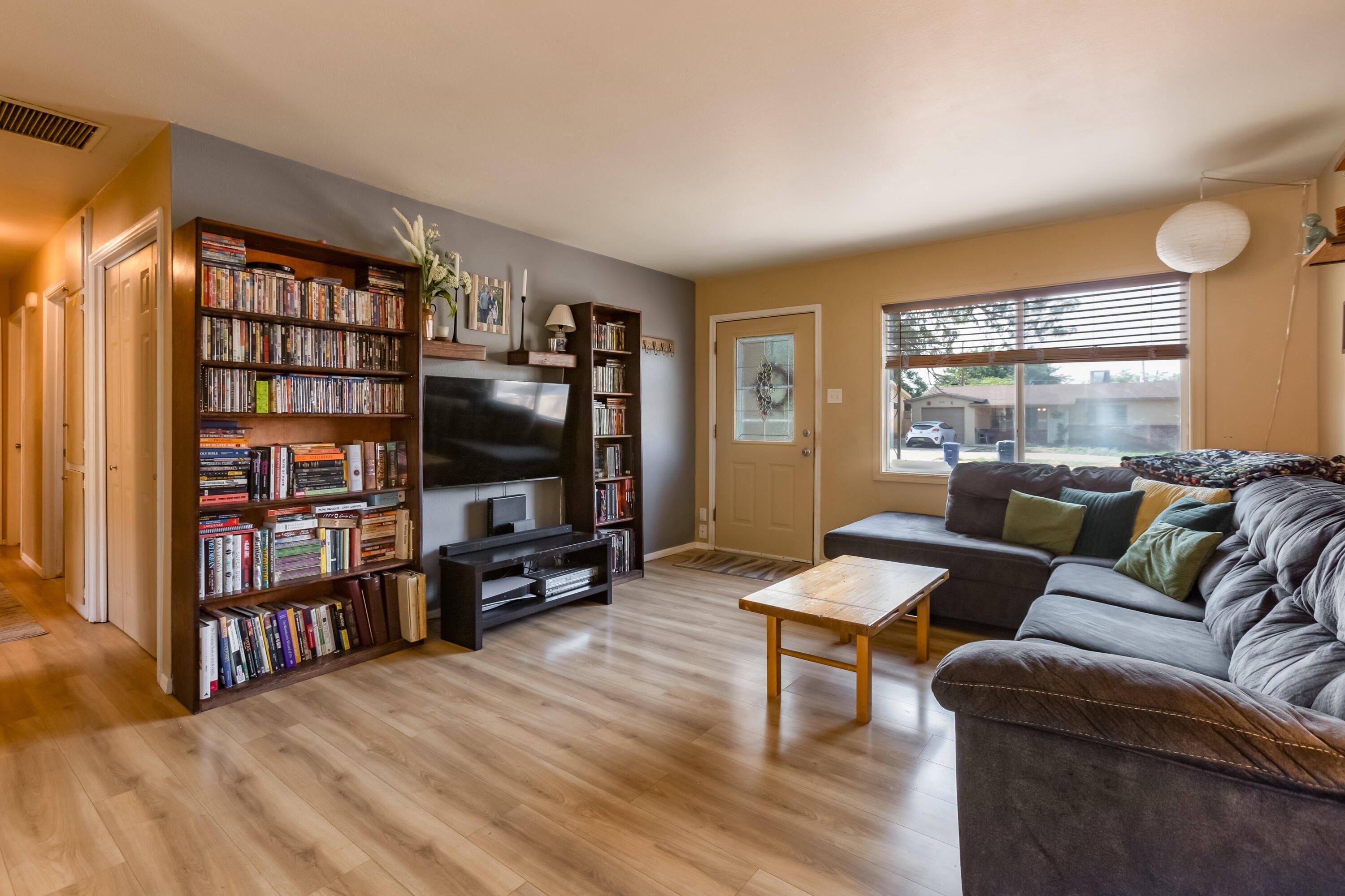 Matthew Ave Ne, Albuquerque, NM 87112