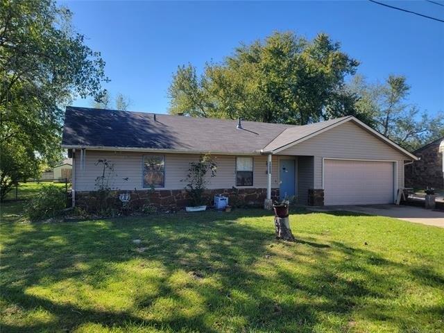 E 140th St S, Coweta, OK 74429